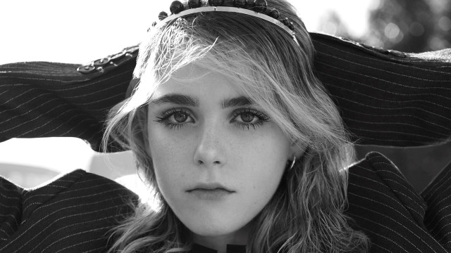 Woman hat black white photo free wallpaper - medium preview image
