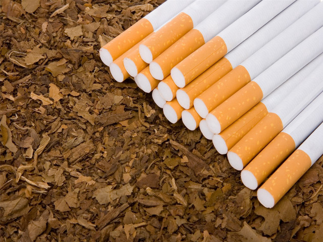 Cigarettes leaves mulch broken group free wallpaper - medium preview image