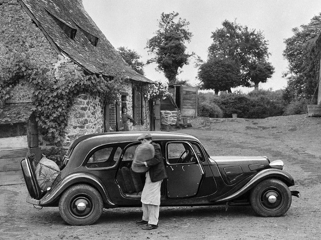 Woman car house thatched roof free wallpaper - medium preview image
