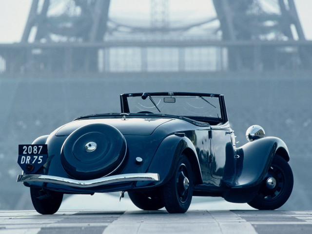 Vintage car parked bridge foggy free wallpaper - medium preview image