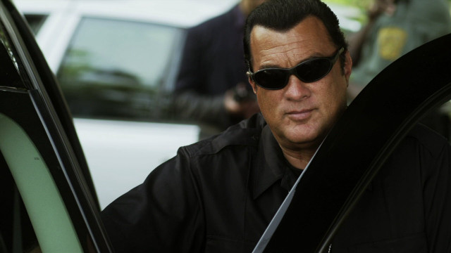 Man sunglasses getting out car free wallpaper - medium preview image