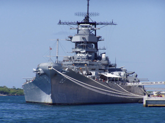 Battleship floating water dock small free wallpaper - medium preview image