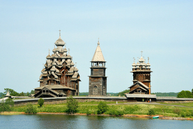 Large building towers clock tower #5 free wallpaper - medium preview image