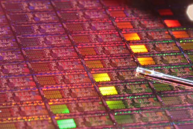 Microprocessor pen honeycomb cityscape tokyo free wallpaper - medium preview image