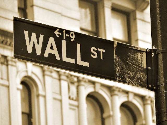 Street sign clock building background free wallpaper - medium preview image