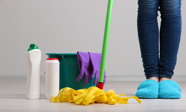 Person standing trashcan mop blue free wallpaper - medium preview image