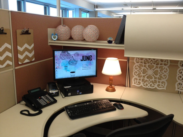 Desk computer workspace office setup free wallpaper - medium preview image