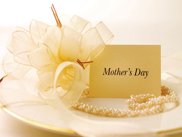Mothers day card plate flower free wallpaper - medium preview image