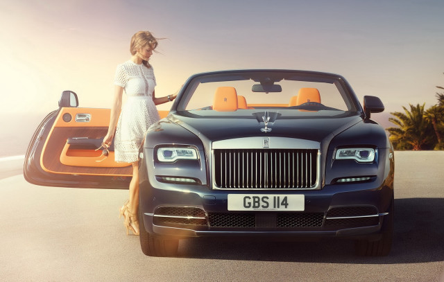 Woman car luggage bag suitcase free wallpaper - medium preview image