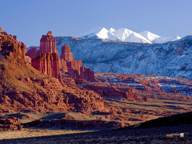 Snowy mountain range blue sky #7 free wallpaper - medium preview image