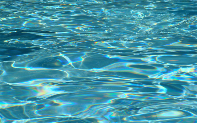 Pool blue water frisbee floating free wallpaper - medium preview image