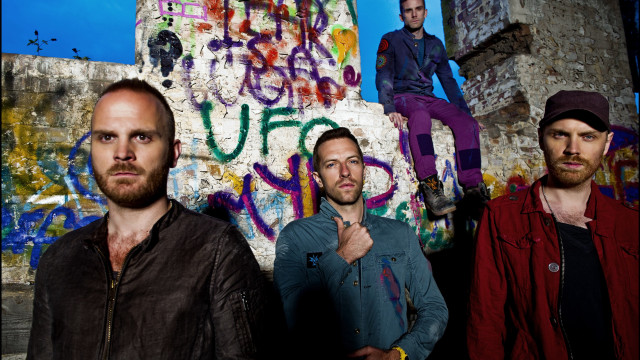 Three men graffiti wall blue free wallpaper - medium preview image