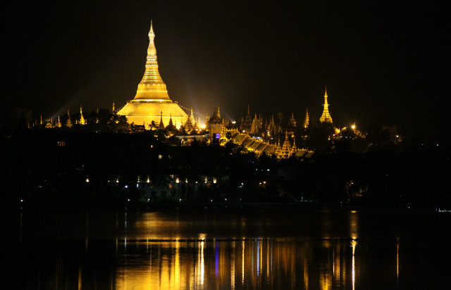 Large building spire night lights free wallpaper - medium preview image