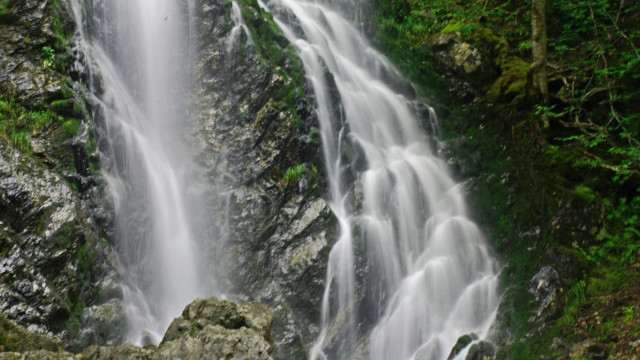 Waterfall large amount water sides free wallpaper - medium preview image