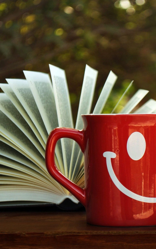 Red coffee mug smiley open free wallpaper - medium preview image