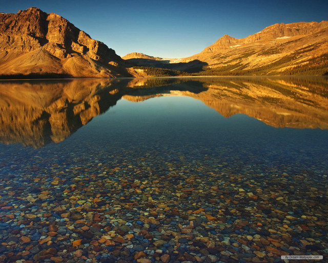 Mountain range reflection still lake #5 free wallpaper - medium preview image