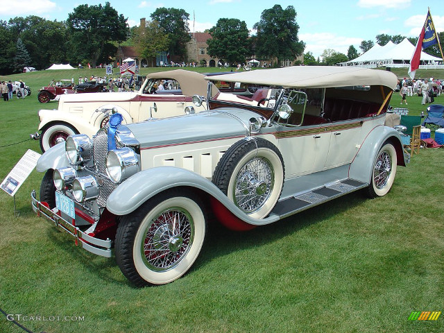 Vintage car grass field people free wallpaper - medium preview image