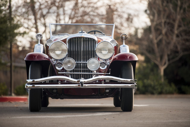Vintage car parking lot art free wallpaper - medium preview image