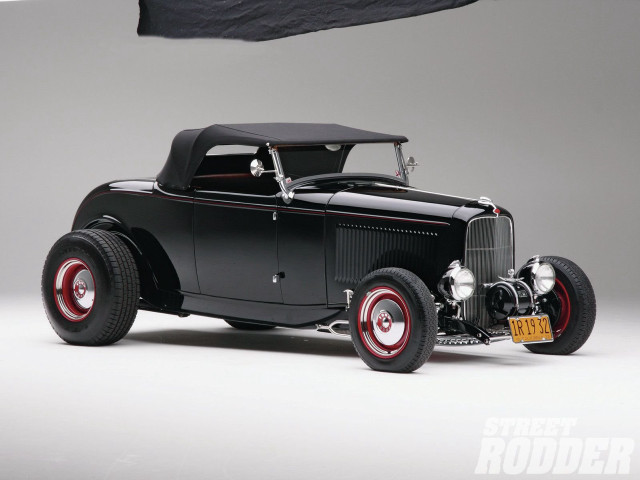 Black car red rims photorealistic free wallpaper - medium preview image