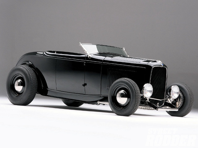 Black white studio car art free wallpaper - medium preview image