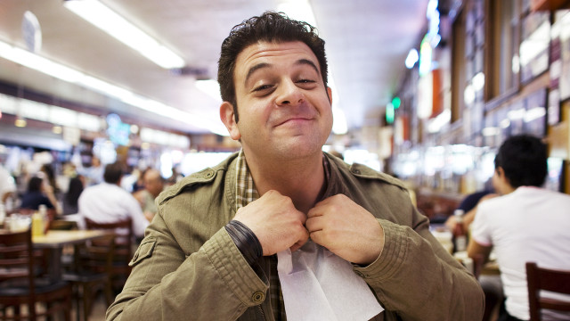 Man tying restaurant people city free wallpaper - medium preview image