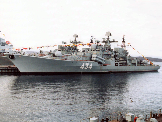 Large ship water small boat free wallpaper - medium preview image