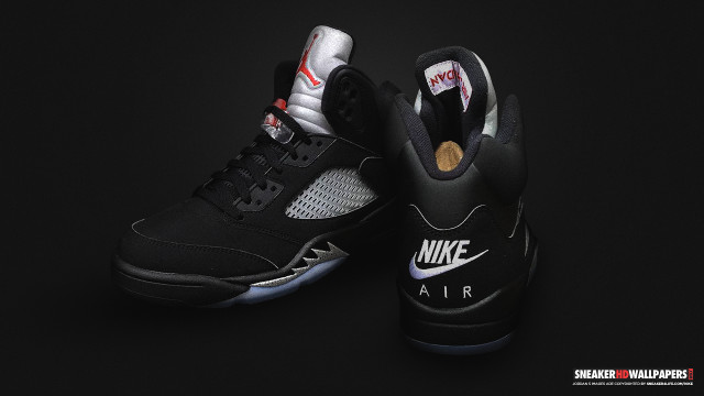 Black and white sneakers gold free wallpaper - medium preview image