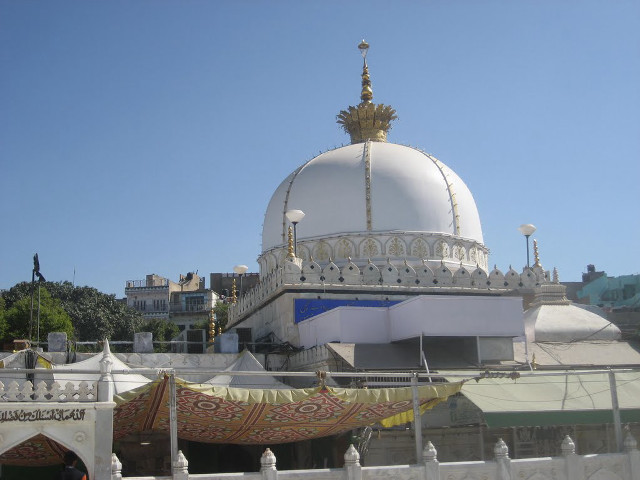 Large white building dome gold free wallpaper - medium preview image