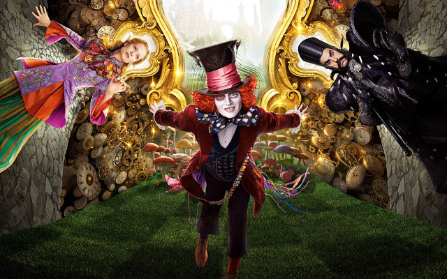 Costume group mirror gold frame free wallpaper - medium preview image