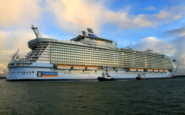 Cruise ship cloudy sky tugboat free wallpaper - medium preview image