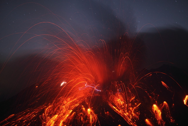 Large red yellow firework night free wallpaper - medium preview image