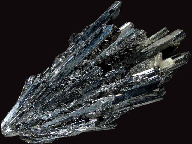 Crystal cluster black background abstract free wallpaper - medium preview image
