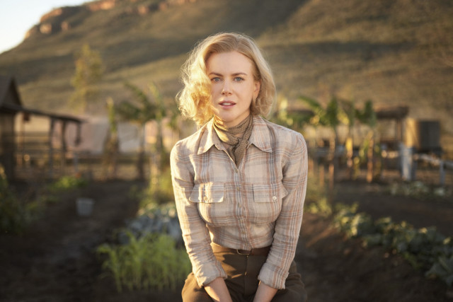 Woman field mountain house fence free wallpaper - medium preview image
