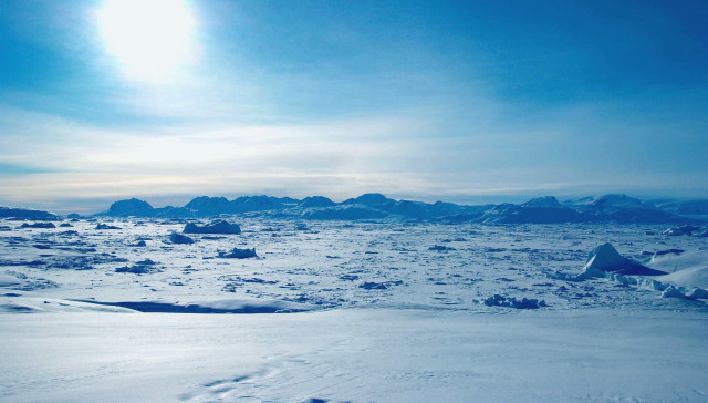 Snowy mountains sun sky lake free wallpaper - medium preview image