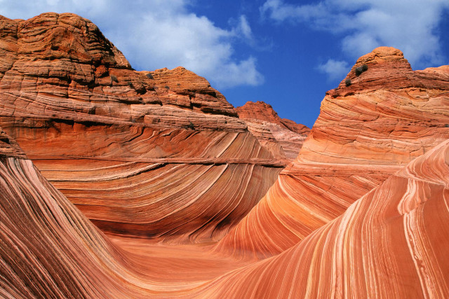 Large rock formation sky background free wallpaper - medium preview image