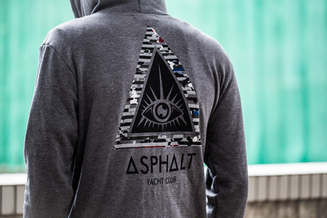 Man grey sweatshirt triangle eye free wallpaper - medium preview image