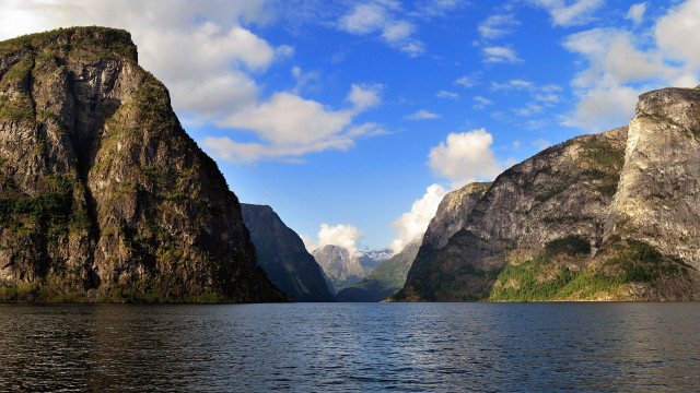 Mountain range water background blue free wallpaper - medium preview image