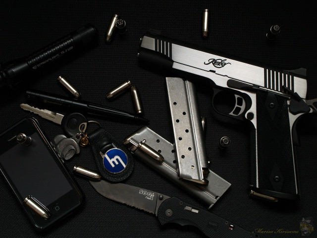 Gun knife cellphone pen table free wallpaper - medium preview image