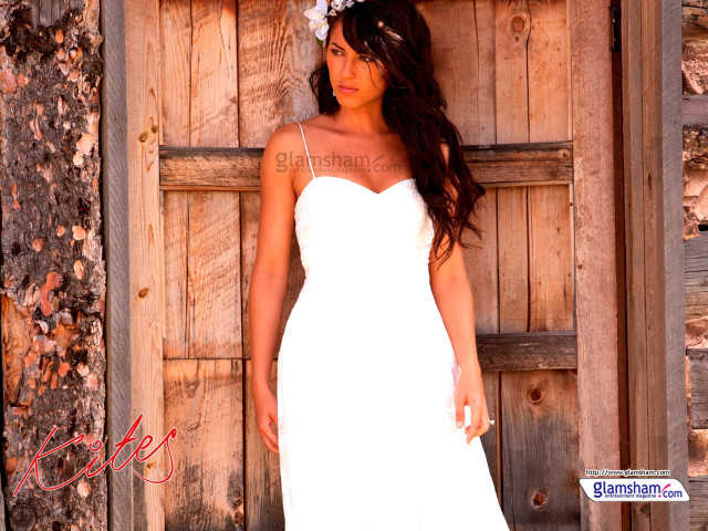Woman white dress wooden door free wallpaper - medium preview image