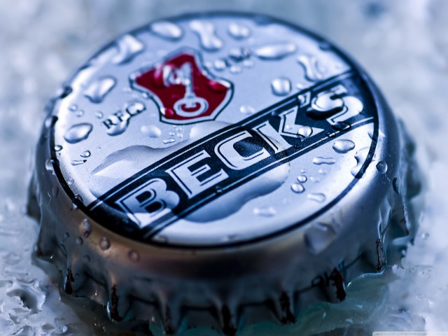 Bottle cap closeup water droplets free wallpaper - medium preview image