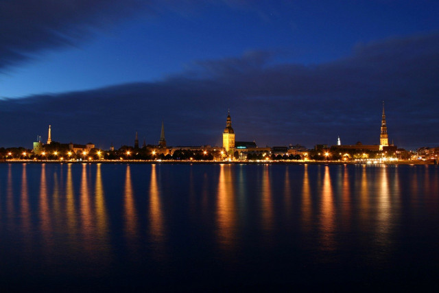 City skyline night lights reflection #10 free wallpaper - medium preview image