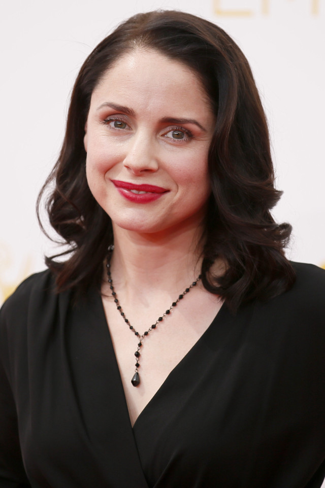 Woman necklace black dress red free wallpaper - medium preview image