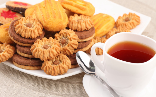 Cookies tea plate spoon spoonrest free wallpaper - medium preview image