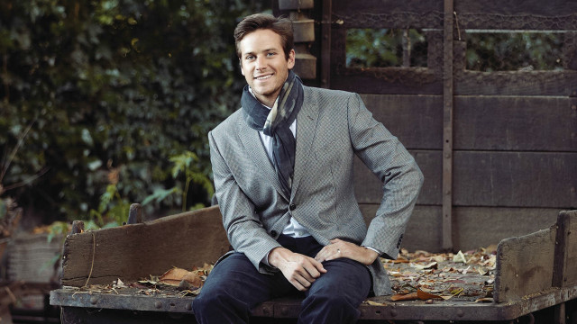 Man suit bench park leaves free wallpaper - medium preview image