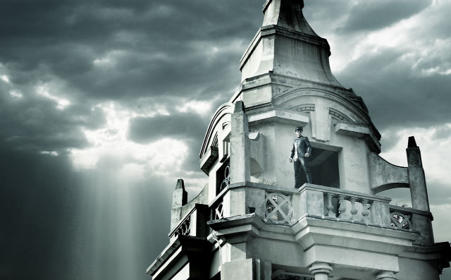 Building clock tower statue cloudy free wallpaper - medium preview image