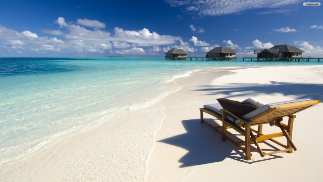 Chair table beach ocean huts free wallpaper - medium preview image