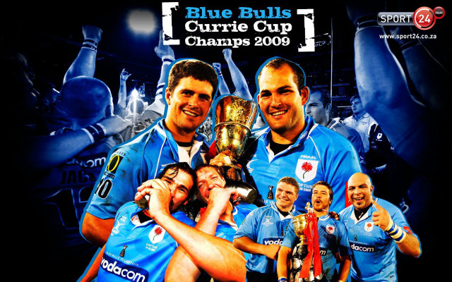 Men holding trophy smiling group free wallpaper - medium preview image