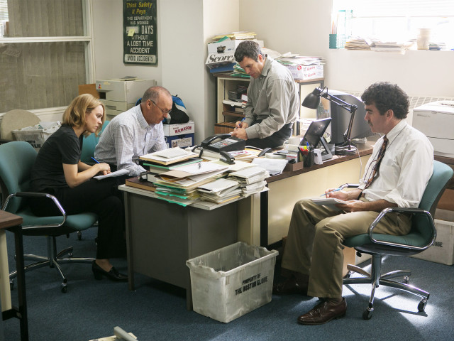 Group people desk papers man free wallpaper - medium preview image