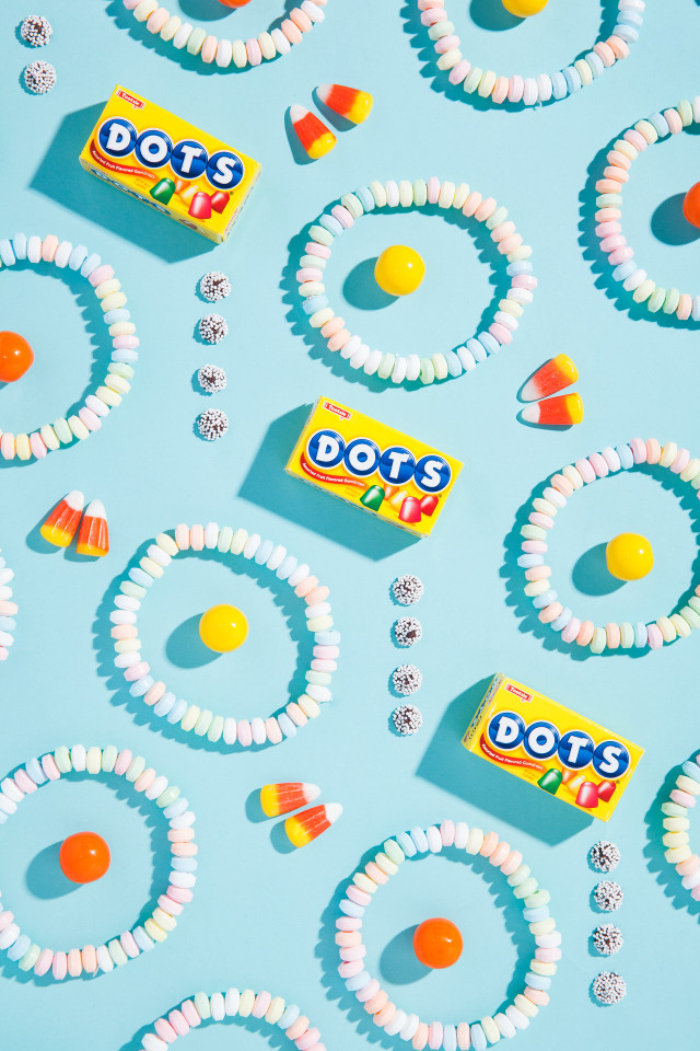 Candy bar ring blue background free wallpaper - medium preview image