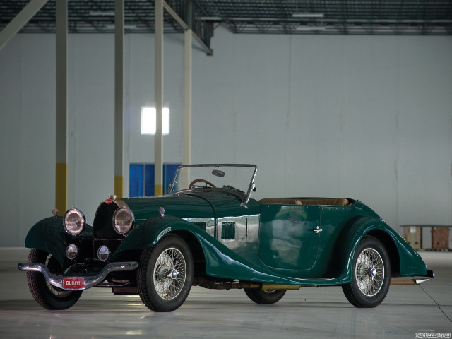 Green car parked building fire free wallpaper - medium preview image